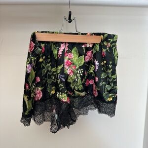 Victoria's Secret Black Floral Lace Pajama Shorts size Large